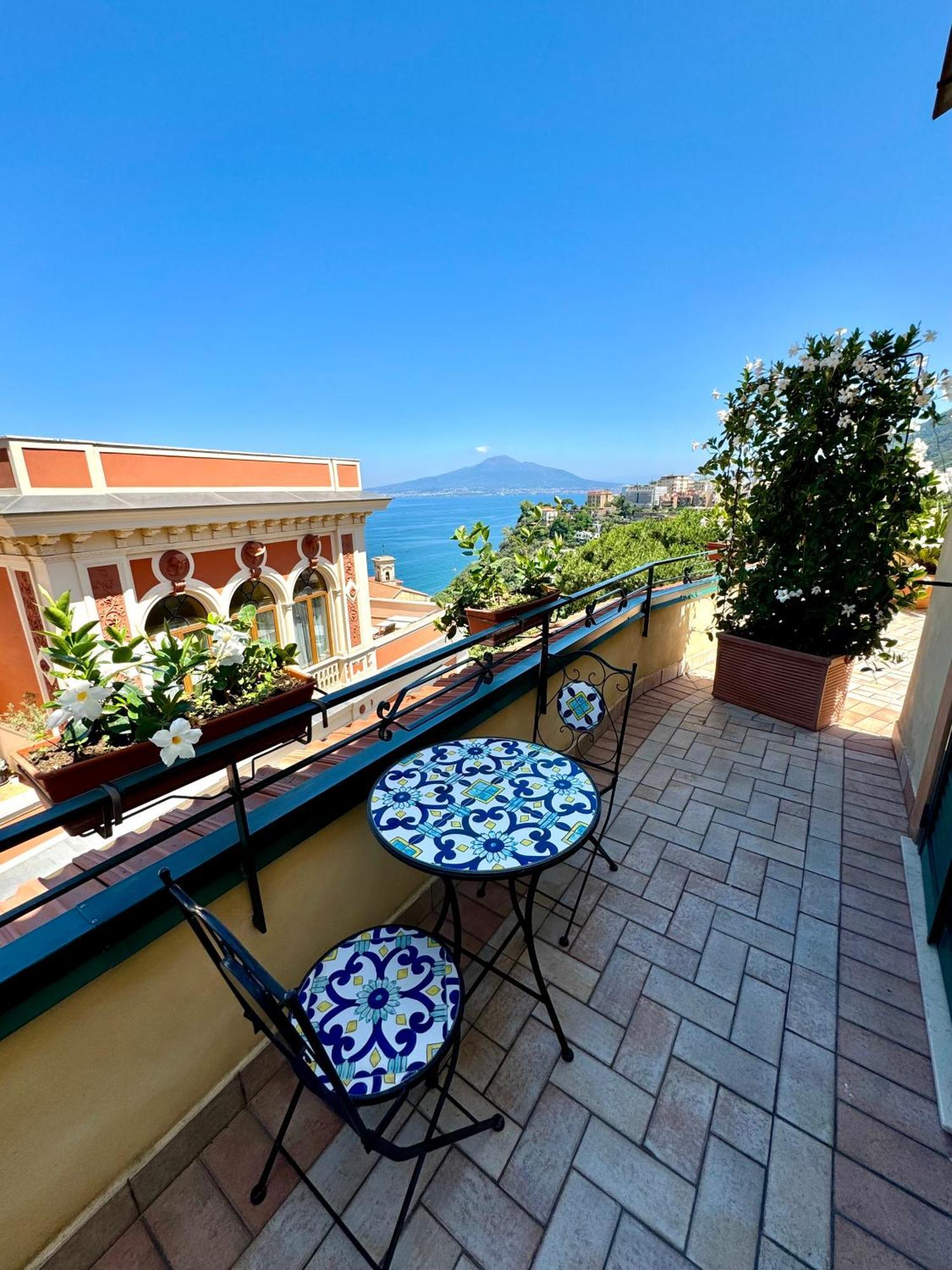 Bed and Breakfast Vesuvio View Vico Equense Esterno foto